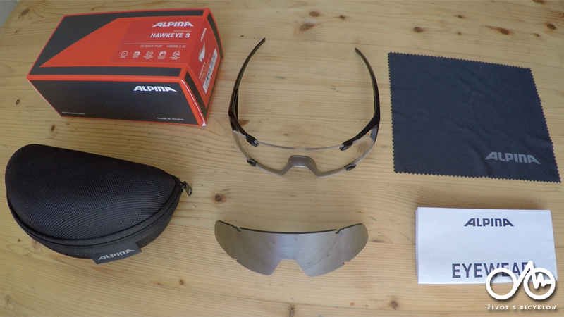 Cyklistické okuliare s vymeniteľnými sklami Alpina HAWKEYE S | Recenzia