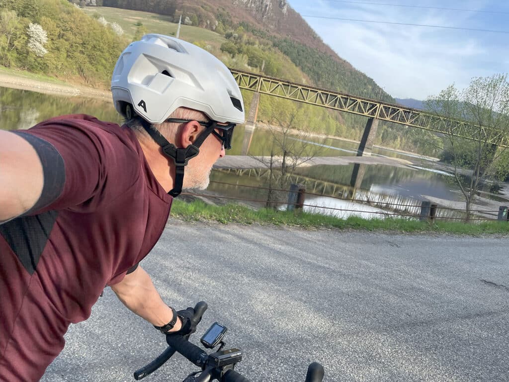 Cyklistická prilba Taunus Gravel Mips - recenzia